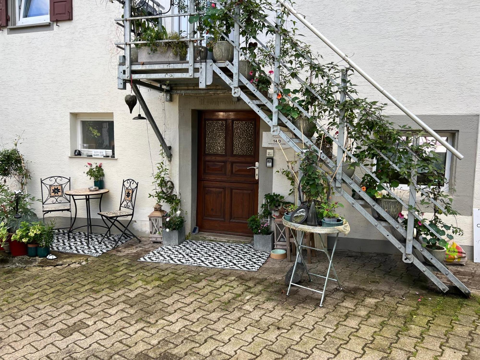 Ferienwohnung Ferieninrosengarten 1 Zi App 190 cm Deckenhöhe oder große DG WHG Exterior foto